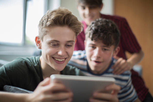 How to Host a Virtual Game Night with Online Games